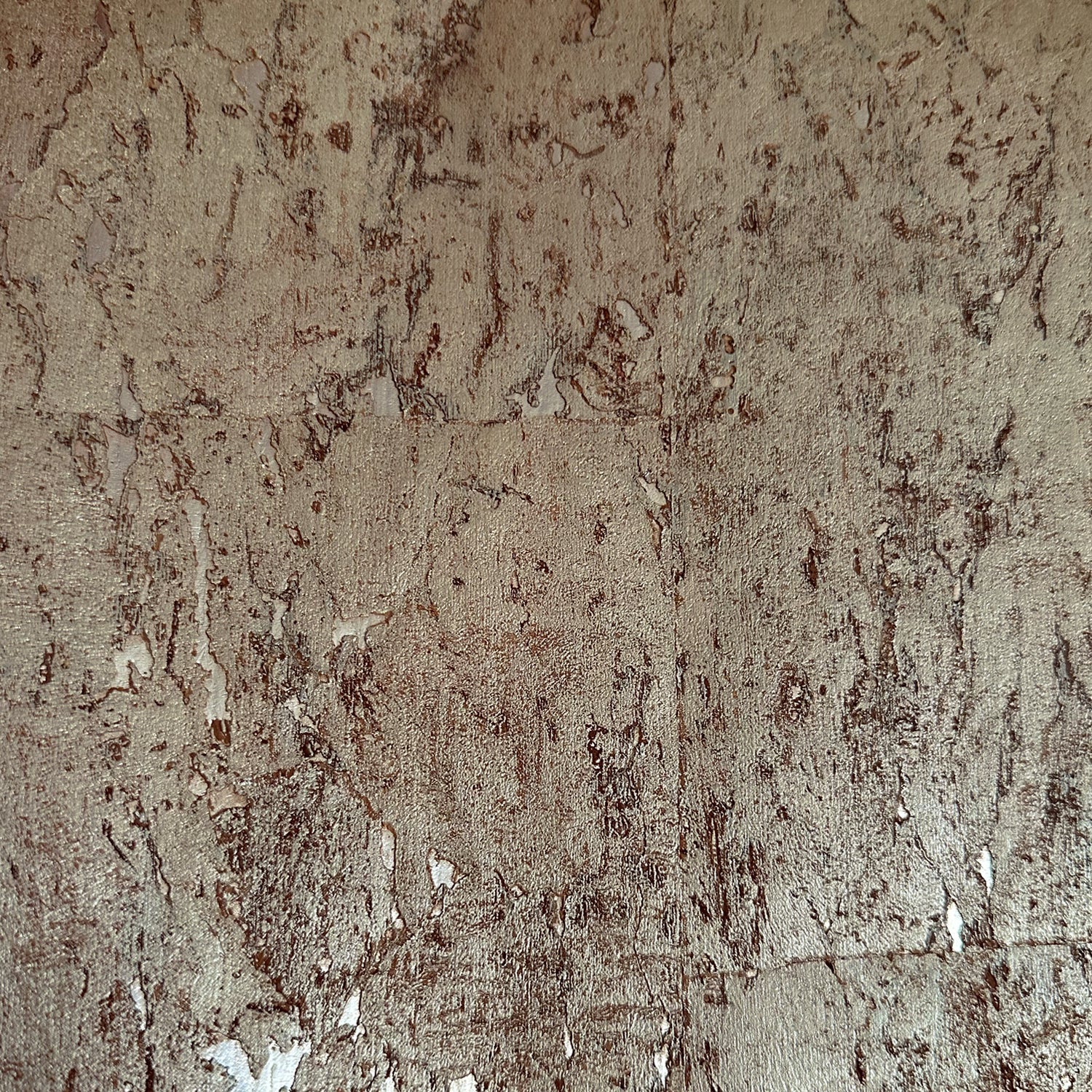 Natural Textured Eco-Friendly Non-toxic High-quality Sustainable practices Sustainability Interior Design Wall covering Bold Wallpaper Custom Tailor-made Retro chic cork nature luxury metallic shiny wood timeless coastal vacation interior design grain high-end shiny beige tan light brown silver metallic