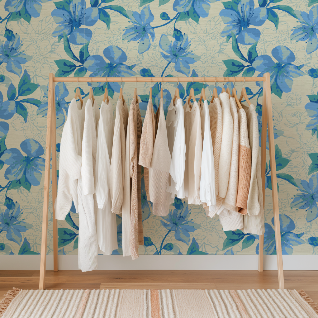 Easy Lover Floral Wallpaper
