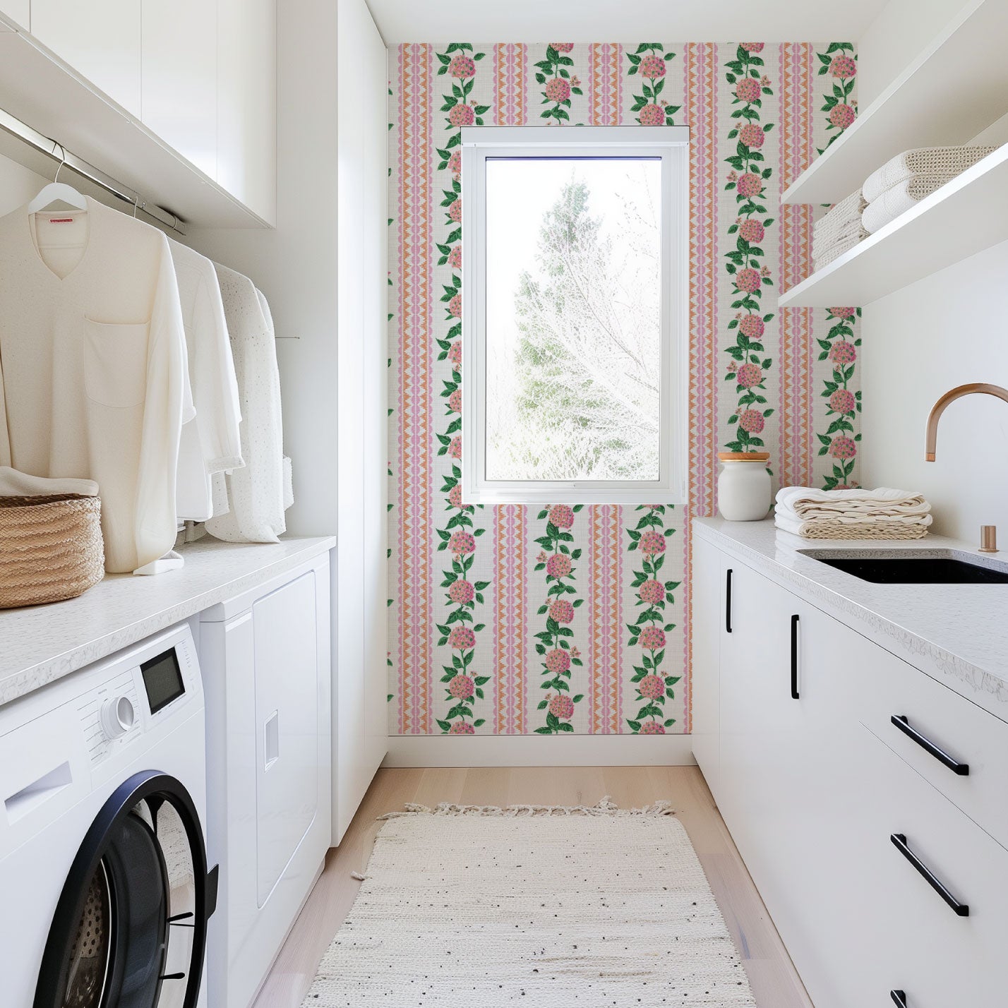 Hearts and Blooms Mini Hydrangea Wallpaper