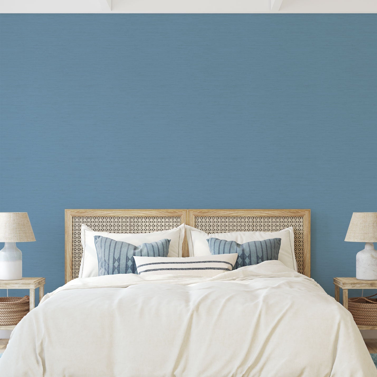 Grasscloth wallpaper Natural Textured Eco-Friendly Non-toxic High-quality Sustainable Interior Design Bold Custom Tailor-made Retro chic tropical Coastal Garden Seaside Seashore Waterfront Vacation home styling Retreat Relaxed beach vibes Beach cottage Shoreline Oceanfront Nautical Cabana preppy luxury timeless nature inspired french light blue sky ocean bedroom